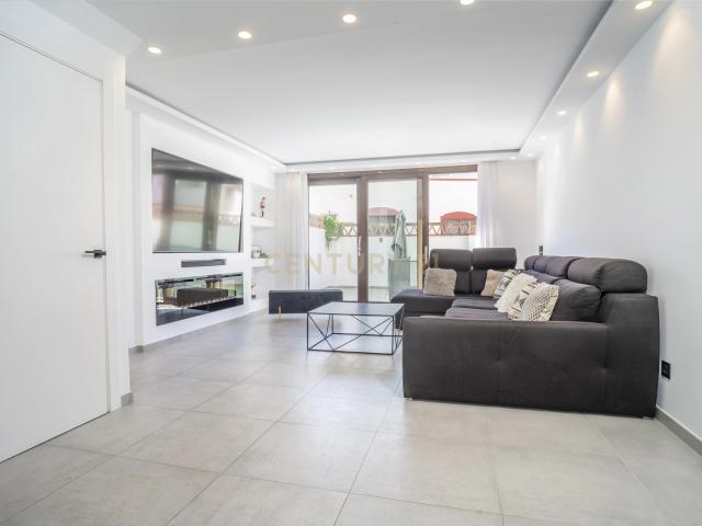 Magnifica vivienda unifamiliar pareada en Marbella!