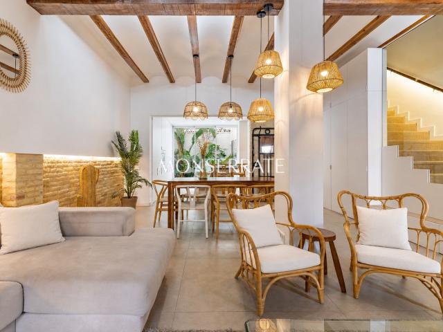 Magnífica vivienda Unifamiliar zona Palau de la Música Almeda