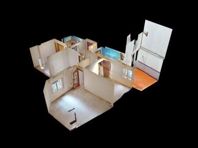 MAGNIFICA VIVIENSA SITUADA EN PLENA JUDERIA, CON TRES DORMITOIRIOS, BAÑO y COCINA CON ACCESO A UNAMP