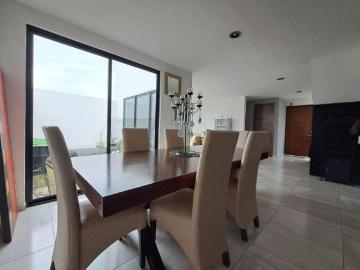 MAGNIFICA Y MODERNA CASA EN VENTA, LA RADIAL ZONA RESIDENCIAL DE LUJO
