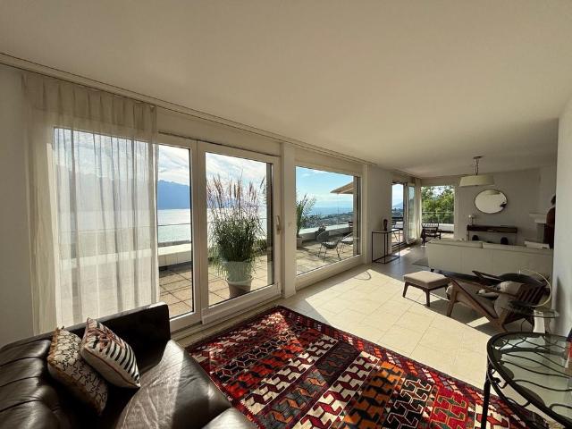 Magnificent 5.5 room penthouse | Chernex on Montreux