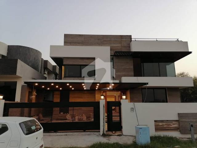 Magnificent 1 kanal designer villa dha phase 2, sector g
