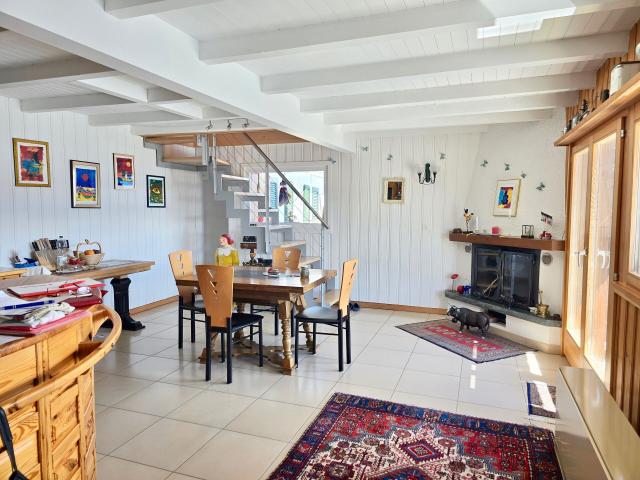 Magnificent chalet in a residential area of Blignou | dreamo. Ch