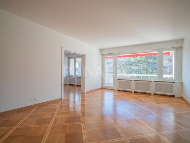 Magnificent crossing flat in a green environment in the heart of Florissant