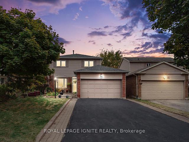 Magnificent Family Home W/ 3+1 Bedrooms In Central Ajax