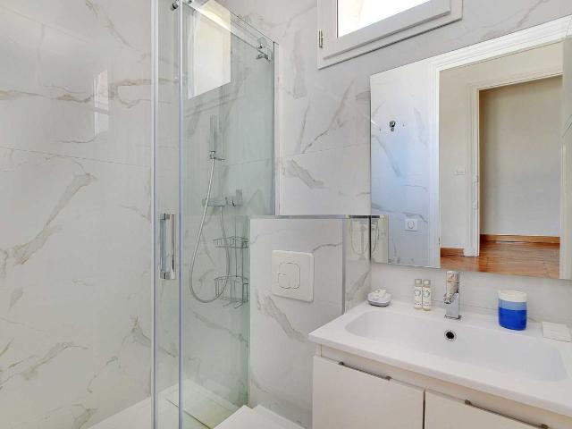 Magnificent flat Le Marais 2BR/6P, Paris Amsterdam Apartments for Rent