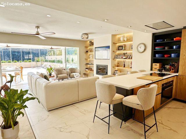 MAGNIFICENT FULLY RENOVATED TOWNHOUSE in the beautiful Benahavis