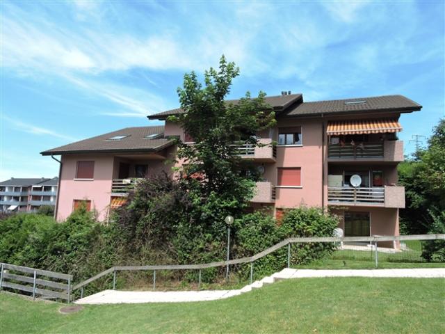 Magnifigue logement mansardé à lour à Granges Paccot