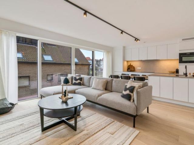 Magnifiek appartement op 50 m van het strand van Duinbergen