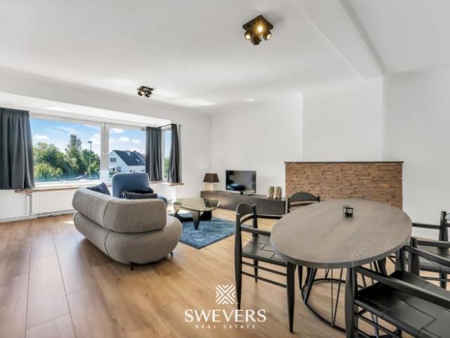 Magnifiek gerenoveerd 3 slaapkamer appartement in centrum K