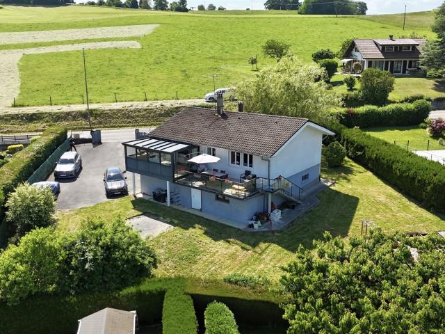 Magnifique Maison A La Campagne Dans Le Village De Peillonex 200m² Peillonnex