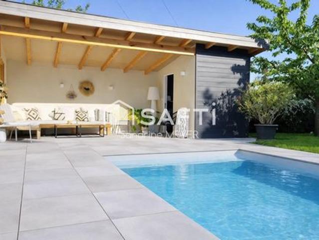 Magnifique maison avec piscine, garage double