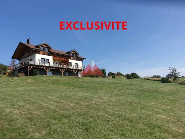 Magnifique Maison avec 6045m² de terrain et vue dégagée