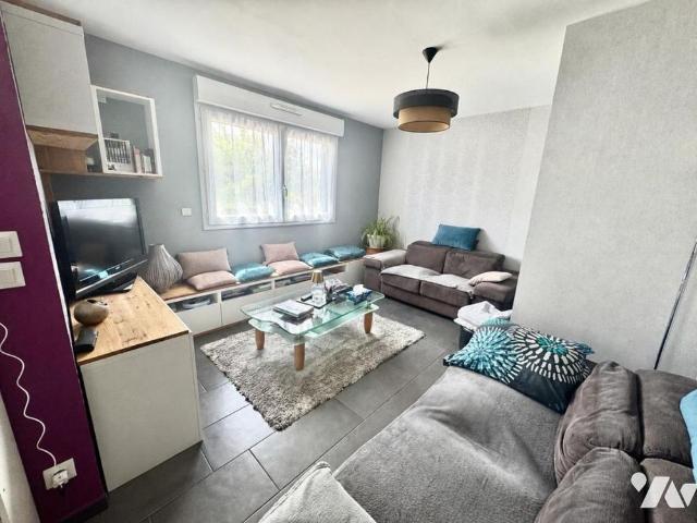 MAGNIFIQUE MAISON CONTEMPORAINE EN OSSATURE BOIS 2014 – 153 m² – ENTIÈREMENT MEUBLÉE