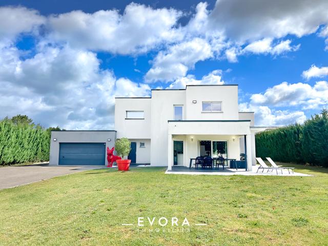 Magnifique maison contemporaine terrain de 1 500 m2
