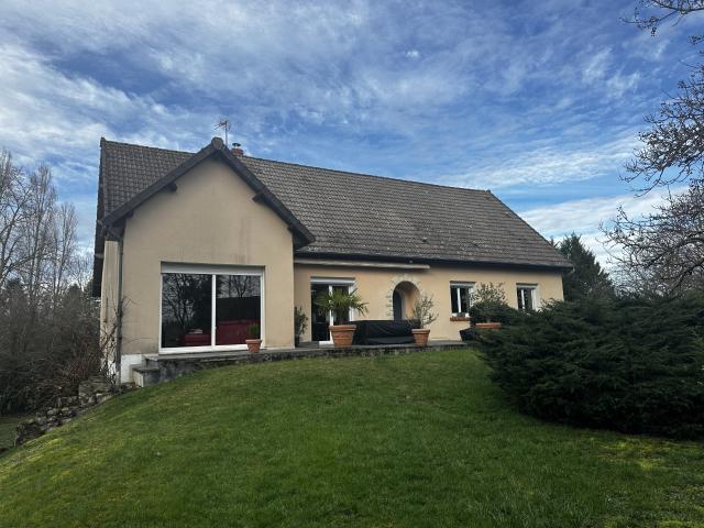 Magnifique maison dans un cadre privilégié à Varennes Vauzelles