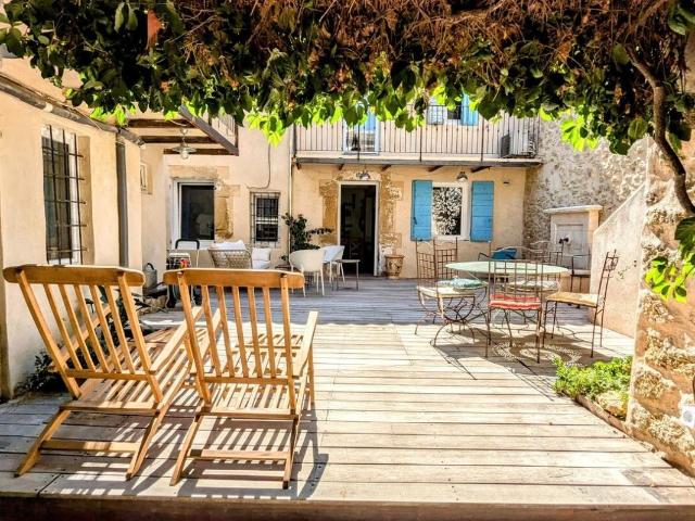 Magnifique maison de village avec cour
