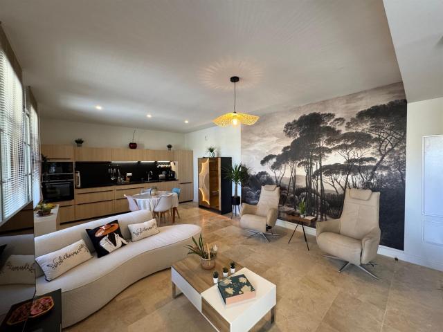 Magnifique maison de ville au centre ville d'UZES 84m² Uzès