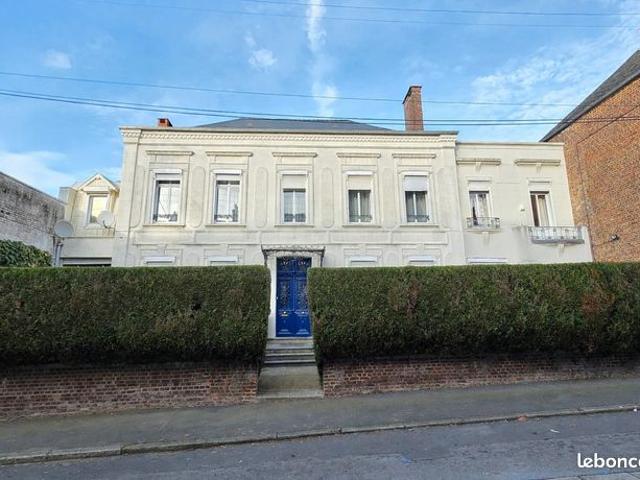 Magnifique maison de maitre située à Fourmies, en centre ville