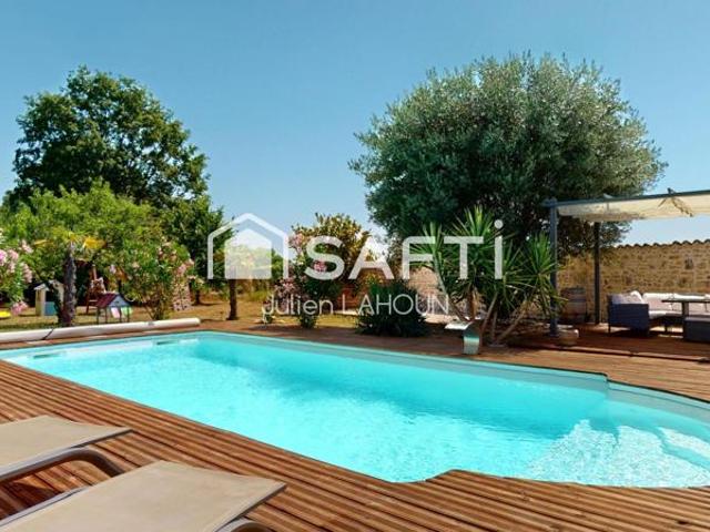 Magnifique maison de plain pied avec piscine et garage