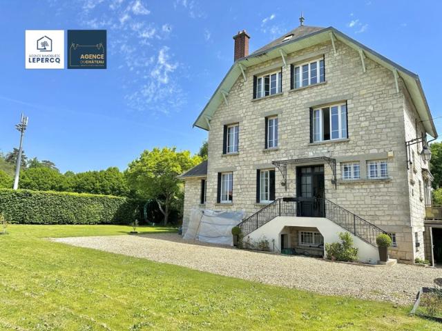 Magnifique maison en pierre 8 pièces 260 m²