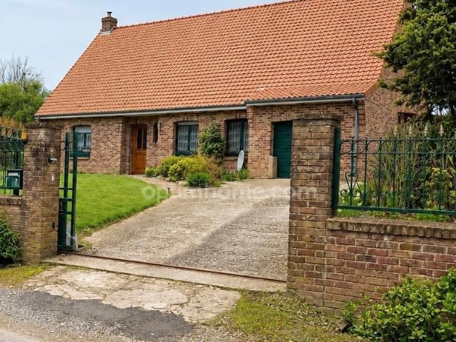 Magnifique maison familiale de 143 m² sur 3797 m² de terrain avec un espace boisé
