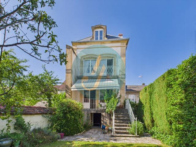 Magnifique maison familiale de 173 m2 avec terrain clos arbo