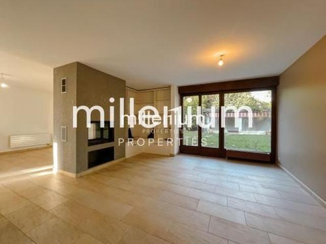 Magnifique maison individuelle de plain pied avec grand jardin