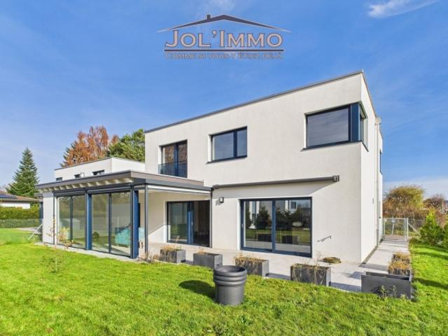 Magnifique maison moderne avec vue dégagée à Alle