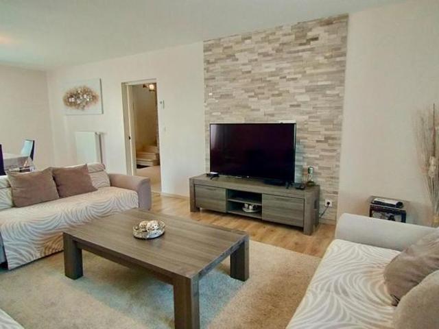 Maison moderne à Allonville 6 pièce s 158 m2 413 000