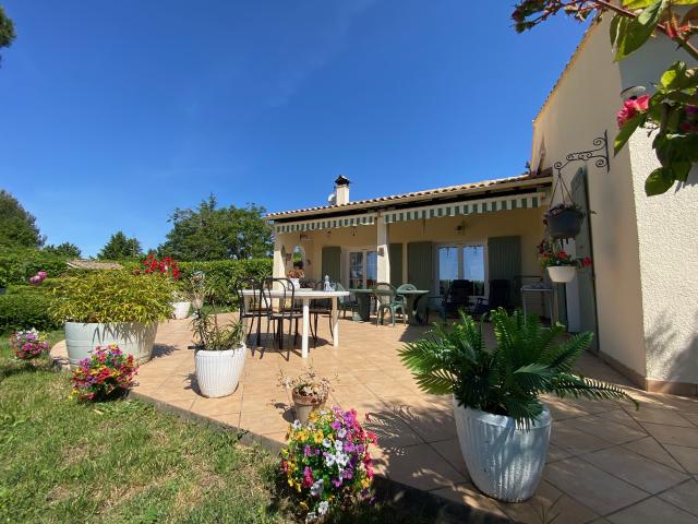 Magnifique Maison Provençale sur un terrain arboré