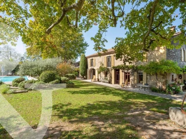 EYGALIÈRES, maison à vendre, 8 pièces, 575 m²