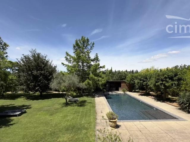 Magnifique Mas en pierres de 475 m²