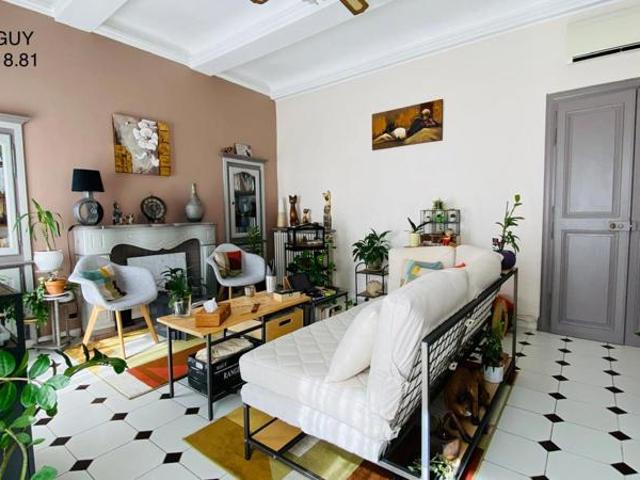 Magnifique appartement avec combles aménager