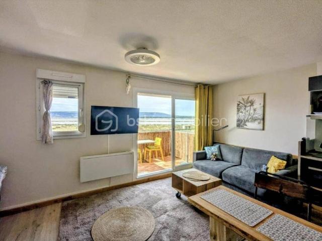 Magnifique appartement avec vue sur l'étang et parking