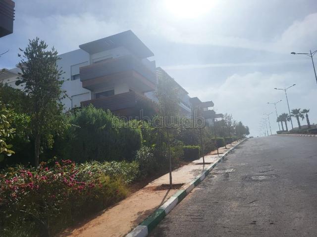 Magnifique appartement à vendre ain diab