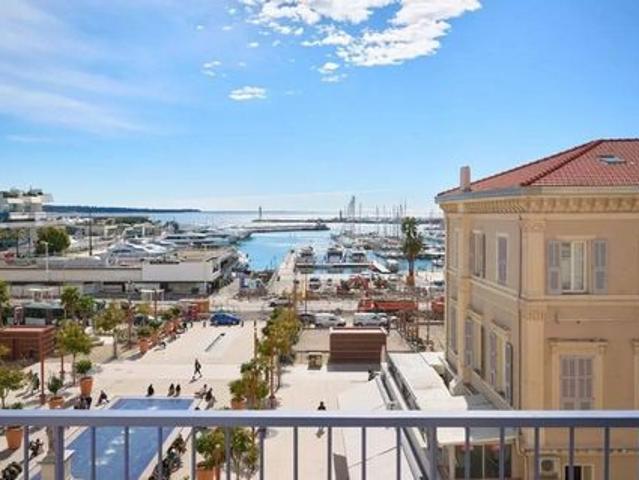 Magnifique Appartement Bourgeois  Vue Mer & Port de Cannes