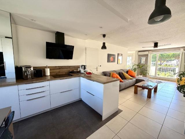 Magnifique appartement clef en main en plein coeur du centre. 78m² La Grande Motte