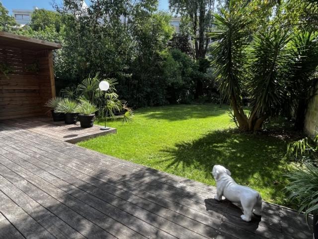 MAGNIFIQUE APPARTEMENT DUPLEX AVEC JARDIN BORDEAUX CENTRE
