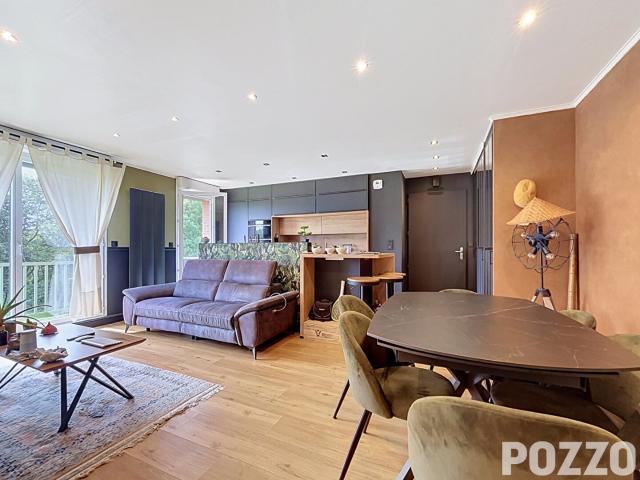Magnifique appartement dans une résidence avec piscine et tennis