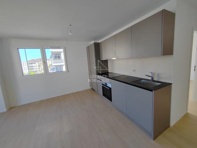 Magnifique appartement de 2.5 pièces avec vue sur le lac