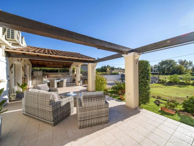 Magnifique appartement en rez de villa au calme absolu