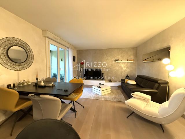Magnifique appartement F4 de 83m2 au pied du tramway