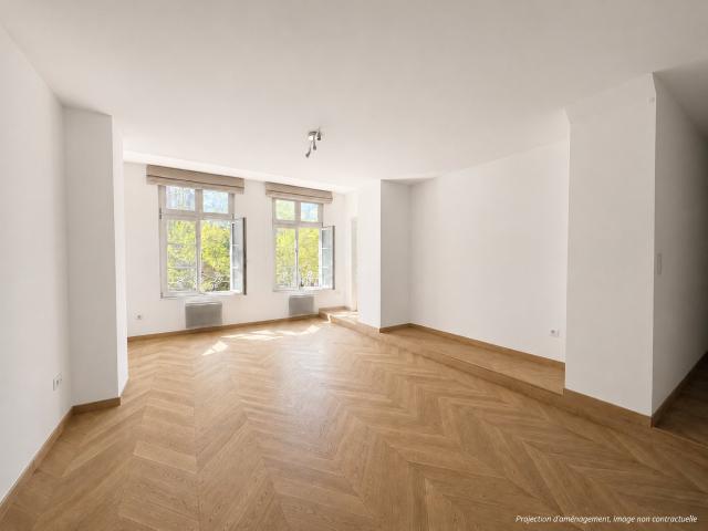 Magnifique appartement F3 86m2 avec vue dégagée Place Saint Thomas Strasbourg centre