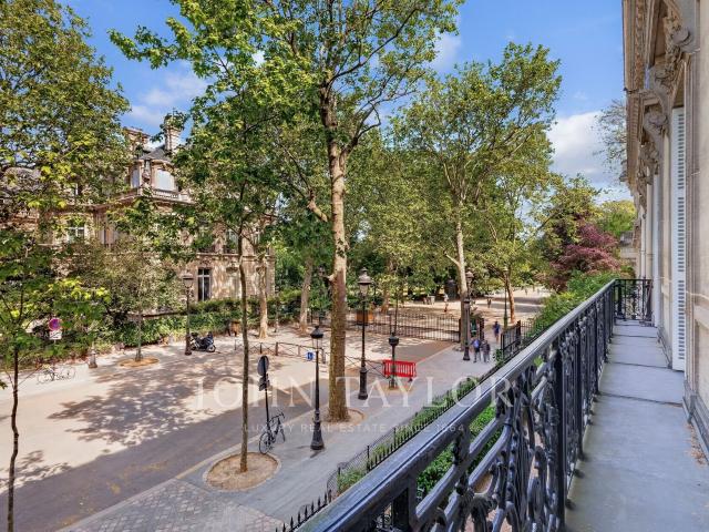 Magnifique appartement Parc Monceau
