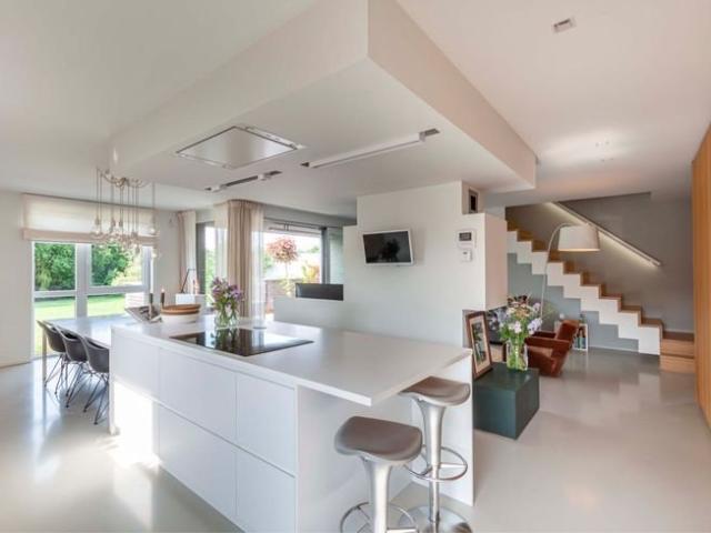 Magnifique appartement récent 3 chambres dans un immeuble de