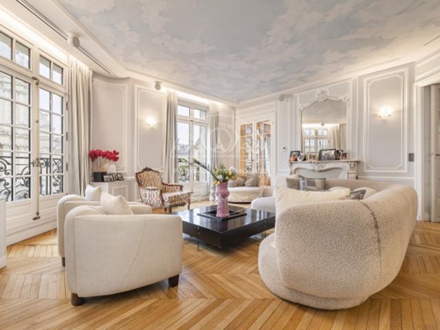 Magnifique appartement rénové à Val de Grâce !