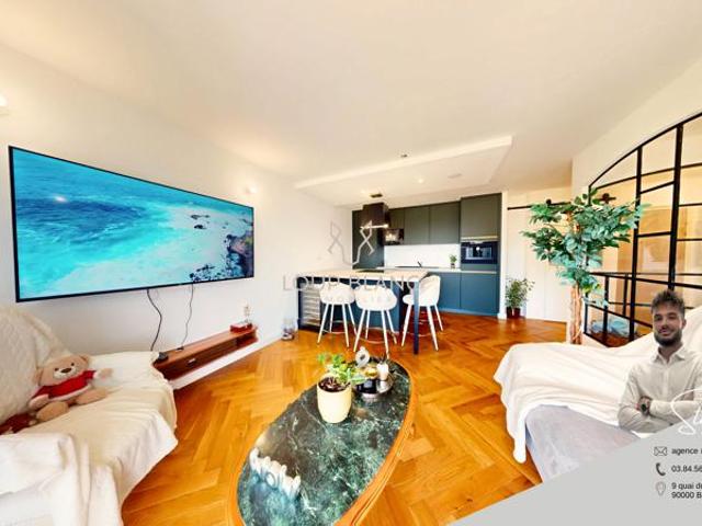 Magnifique appartement situé à Sainte Suzanne dans une copro