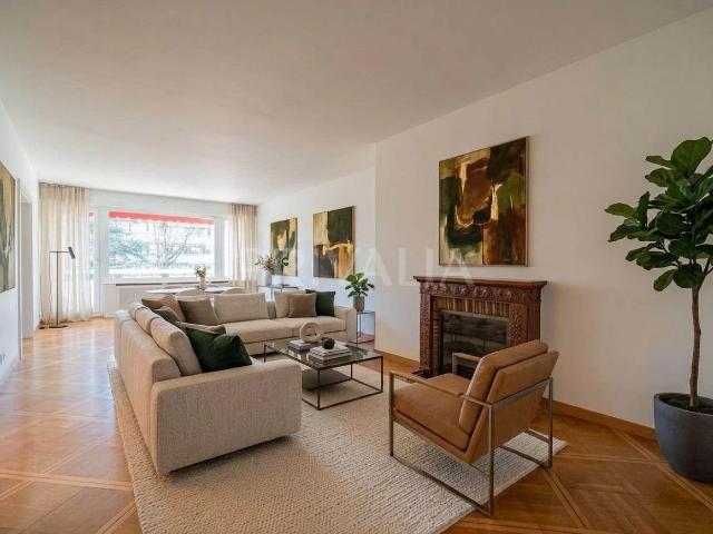 Magnifique appartement traversant dans un environnement verdoyant au cœur de Florissant