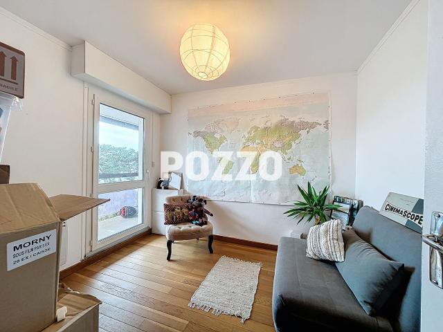 MAGNIFIQUE APPARTEMENT VUE MER